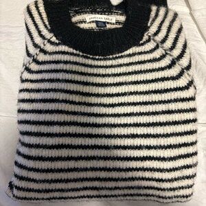 American Eagle Black and Cream Knit Sweater